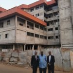 Die ,,Komm Mit Afrika – Invest GmbH” ermöglicht die Investition in ein modernes medizinisches Zentrum mit 5 Etagen unter dem Namen “Centre médical Point B de Lamdandji” in Conakry, Republik Guinea.